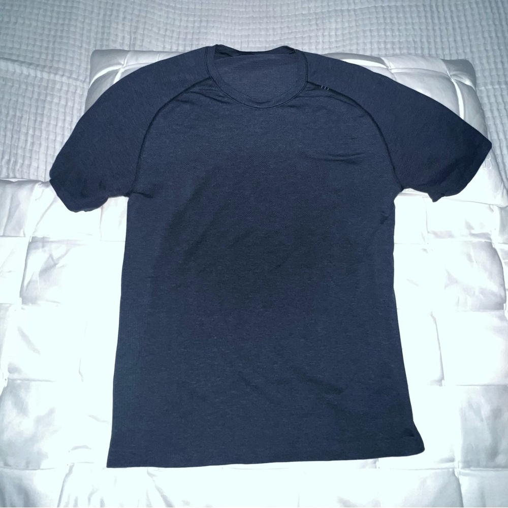 Lululemon Metal Vent Tech Short Sleeve Deep Navy / Black